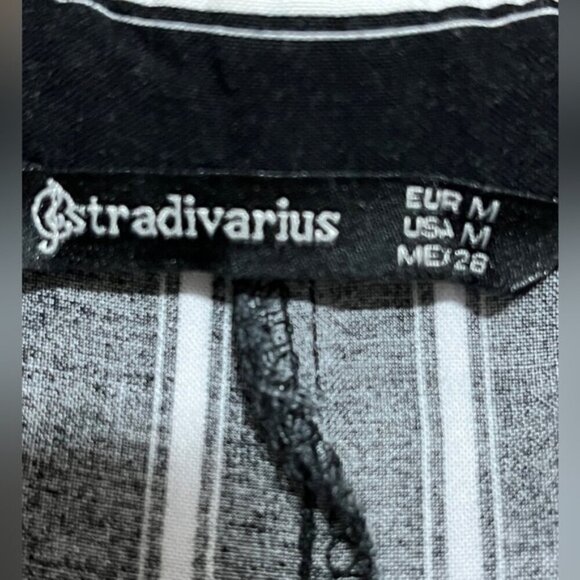 Stradivarius Sleeveless Button-Down Shirt Dress – Black/White Stripes – Medium - Picture 7 of 11